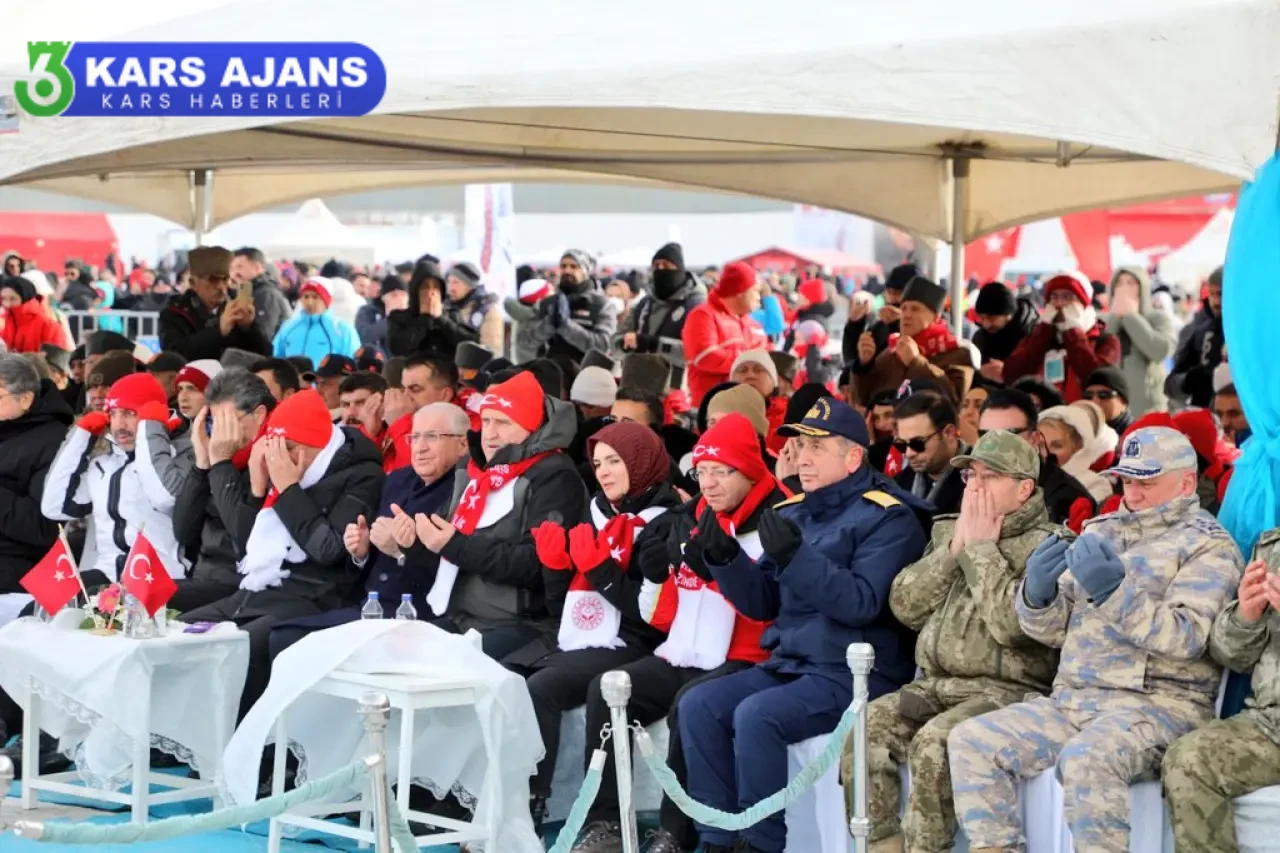 "Kars'ta Sarıkamış Şehitlerini Anma Programına Yoğun Katılım"