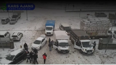 Kars Hayvan Pazarı’nda polis 16 ayrı noktada denetim yaptı